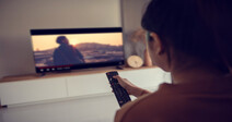 [Column] Can S. Korea create a Netflix of its own?