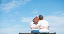 Half of young Koreans no longer believe in having kids after marriage