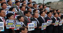 민주 “이동관·검사 탄핵안 재추진”…국힘 “일사부재의 위배”