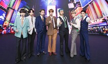 ‘빌보드 핫100 1위’ BTS, 블랙핑크와 ‘K팝 쌍끌이’