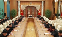 2년 넘게 ‘0명 감염’ 주장한 북한, 코로나19 확진자 첫 공식 발표