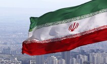이란 “영국 외교관 등 간첩 혐의 체포”…영 “체포된 사실 없어”