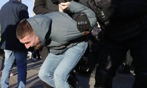 전열 가다듬는 푸틴, 국방차관 경질·전투 거부시 최대 ‘10년형’