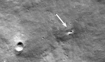 추락한 러시아 탐사선 충돌…달 표면에 새로 생긴 10m 구덩이