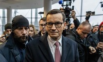 폴란드 새 정부, “전 정권 선전도구 전락” 공영 뉴스 채널 중단