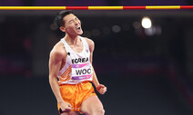 우상혁, AG 2회 연속 은메달…‘세계 최강’ 바르심 벽 높았다