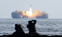 군, ‘고체연료 우주발사체’ 제주 앞바다서 3차 시험 발사
