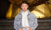 [ESC] ‘청청’패션부터 청치마까지! 레트로 데님 전성시대