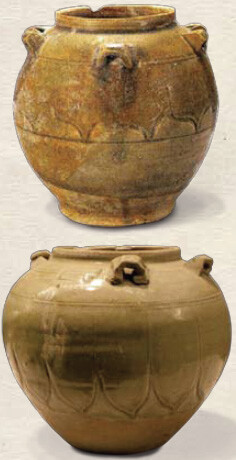 (위)무령왕릉에서 출토된 청자 (아래)무령왕릉 청자를 닮은 중국 남경시박물관 청자