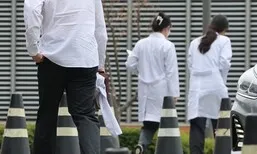 사직 전공의 복귀 의향 설문조사 중…5월 추가 모집 요청하나