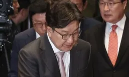 [단독] ‘다이아’ 건넨 전 통일교 간부 행사에 권성동·여가부 참석 축사