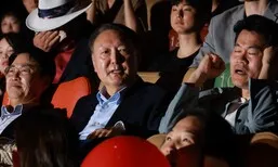 “윤석열, 이재명 선거운동 중”…영화 ‘부정선거’ 관람에 국힘 곤혹