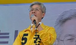 권영국, 서울 경의선숲길서 “차별 맞서는 페미니스트 대통령 약속”