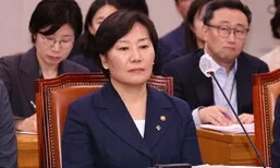 송미령 유임에 ‘어리둥절’ 농해수위…국힘 축하·민주 추궁·장관 “저도 당황”