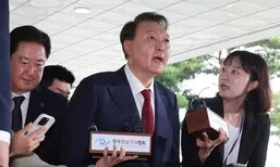 윤석열 2차 특검 출석…이번엔 ‘체포 저지’ 경찰 조사 순순히 받을까