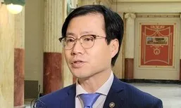 방미 여한구 “자동차·철강 관세 반드시 철폐 또는 완화해야”