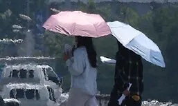 체감온도 10도 내려준다…40도 불더위 생존템은 양산