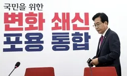 송언석 “강선우 검증 아닌 수사 대상, 자진 사퇴해야”