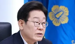 권력구조 언급 안 한 이 대통령…개헌 주도권 국회에 넘긴 ‘현실적 선택’