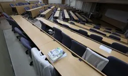 “유급·제적 의대생 복학은 특혜”…국민청원 이어 교수들 보직 사퇴