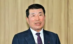 구리시장 “폭우 피해 제보 바란다” 문자 보내고, 강원도로 야유회