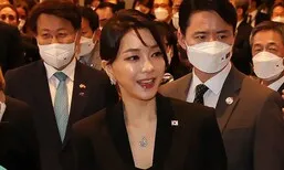 특검, 김건희 “모조품” 주장한 ‘해외순방 목걸이’ 확보