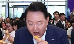 윤석열, 독방서 쭈그려 밥 먹는 게 힘들다고? “혼자 쓰면서 무슨 지옥”