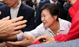박근혜도 이 대통령 임명식 불참…측근 “육영수 여사 기일이라”