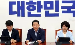 “의혹이 고구마 줄기처럼 줄줄이”…민주, ‘김건희 특검법’ 개정한다