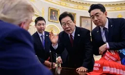 ‘결단의 책상’ 짚고 트럼프 설득 중인 이 대통령…백악관 사진 공개