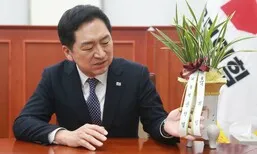 김기현 “통일교와 아무 관계 없다”…집단 입당 의혹엔 “수사 공작”