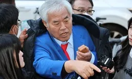 ‘서부지법 폭동 배후 혐의’ 전광훈, 사건 10개월 만에 경찰 출석