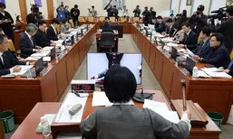 ‘쿠팡 유출’ 김범석 청문회 부른다…안 나오면 고발 검토