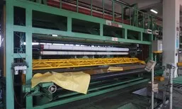 “오일쇼크 때도 원료 구했는데…” 중동전 불똥 비닐생산 줄스톱