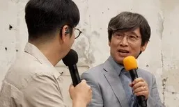 유시민, 검찰개혁 ‘신발’ 빗대며 “이 대통령, 어쩔 수 없이 신고 가는 중”