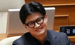 “한동훈, 촐싹·경망” “‘이빨 뽑겠다’ 국회서 나올 워딩 아냐”…국힘 당권파 비판