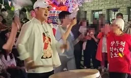 신나게 북 치는 ‘올공’ 장동혁 “끝장 봅시다~ 더 크게 울려보자”