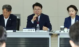 업무보고 받던 이한주 위원장, 기획재정부 질책…“공약 이해도 부족”