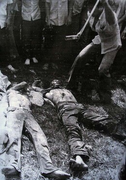 1976년 10월 발생한 탐마삿 학살 사건은 32년이 흐른 지금껏 타이에서 ‘터부’로 여겨진다. 사건 당시 희생자들의 모습을 담은 자료사진.