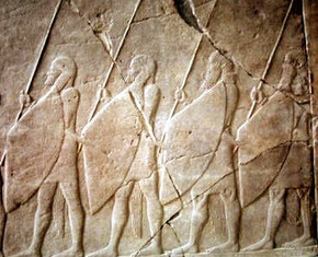 아시리아 제국의 군인들. 신을 위해 싸우는 한 그들의 전쟁은 정당했다. 한겨레 자료