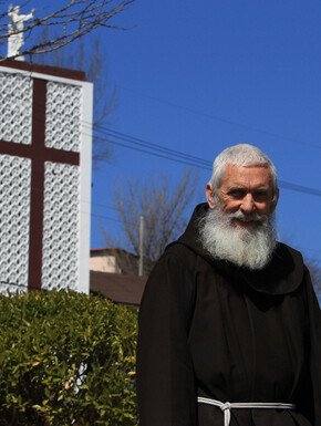 Father Luis Maria Uribe at Seongsimwon