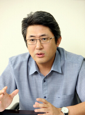 김응석 한국방송영화공연예술인노조 위원장. 사진 <한겨레21> 정용일 기자