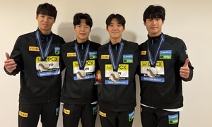 한국 수영 ‘새 역사’…남자 계영 800m ‘세계선수권 은메달’