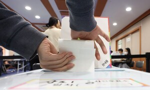 사전투표율 높으면 민주당 유리?…지난 총선과 대선이 달랐다