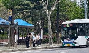 [단독] 고물가 시름 속…경기도 시내버스, 5년 만에 ‘요금 인상 초읽기’