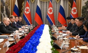 김정은-푸틴, 2시간 단독회담…포괄적 전략동반자 협정 서명
