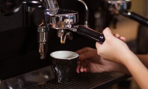 ‘대한민국 커피 공화국’…10만개 넘어 편의점 2배