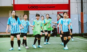 여자들만의 축구파티를 만들다