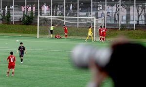 여축 선수와 골프 캐디, 둘 사이에 숨겨진 연결고리