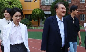 [단독] 권성동-한학자 만난 날, 윤석열 “통일교 현안, 재임기간 이뤄보자”